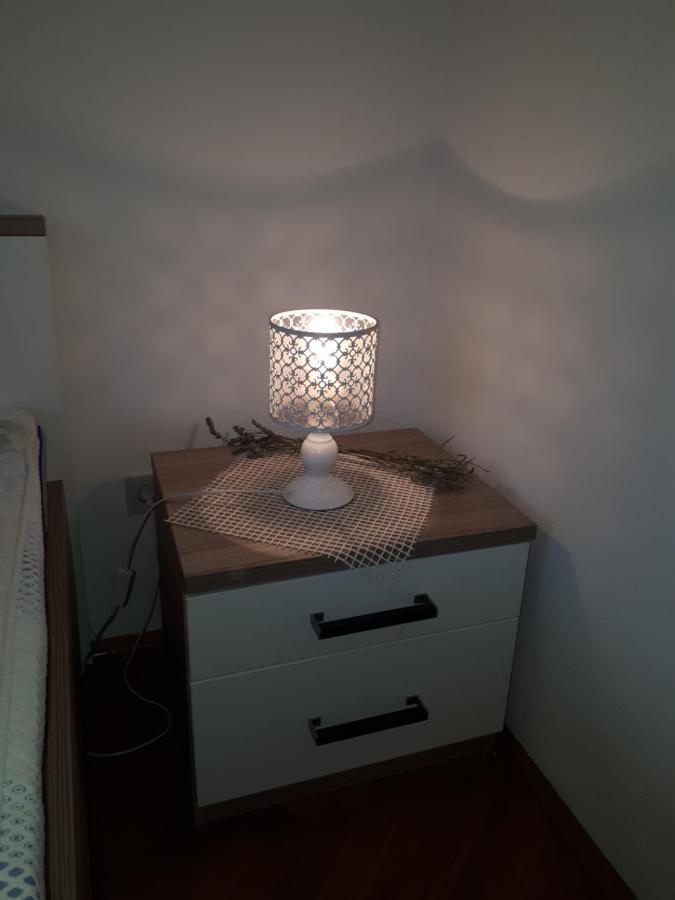 Apartment Groundfloor Jelsa  Zewnętrze zdjęcie